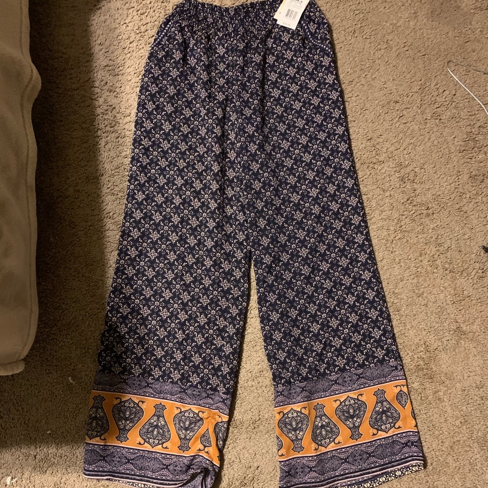 NWT PANTS